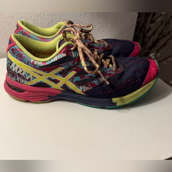 ASICS Gel-Noosa Tri 9 Women’s Running Shoes Multicolor Size 9 - Picture 1 of 6